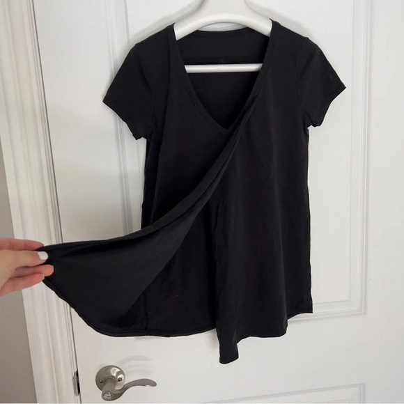 Lululemon  open front tee shirt size 6 - Picture 3 of 5